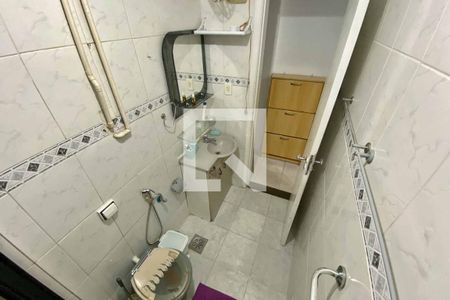 Banheiro de apartamento para alugar com 1 quarto, 39m² em Flamengo, Rio de Janeiro