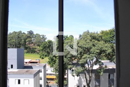 Vista Sala de apartamento à venda com 2 quartos, 52m² em Jardim Jaqueline, São Paulo