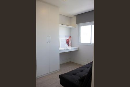 Quarto de apartamento para alugar com 2 quartos, 74m² em Jardim Ampliacao, São Paulo