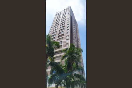 Apartamento para alugar com 74m², 2 quartos e 2 vagasFachada