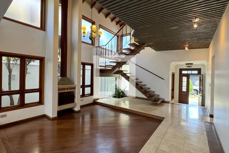 Sala de casa de condomínio à venda com 3 quartos, 360m² em Alphaville, Santana de Parnaíba