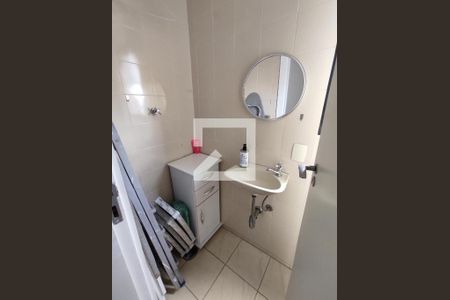 Apartamento à venda com 180m², 3 quartos e 3 vagasLavanderia - Banheiro