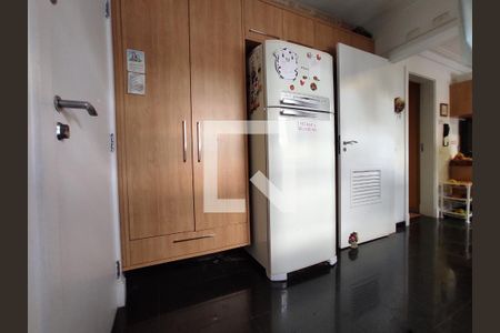 Apartamento à venda com 180m², 3 quartos e 3 vagasLavanderia