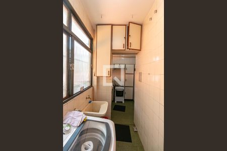 Apartamento à venda com 92m², 3 quartos e 1 vaga Apartamento à venda com 92m², 3 quartos e 1 vagaCozinha e Área de Serviço