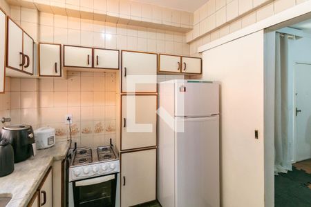 Apartamento à venda com 92m², 3 quartos e 1 vaga Apartamento à venda com 92m², 3 quartos e 1 vagaCozinha e Área de Serviço