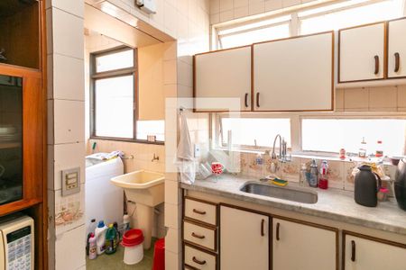 Apartamento à venda com 92m², 3 quartos e 1 vaga Apartamento à venda com 92m², 3 quartos e 1 vagaCozinha e Área de Serviço