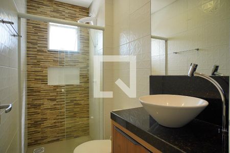Banheiro da Suíte de apartamento para alugar com 2 quartos, 70m² em Ingleses do Rio Vermelho, Florianópolis