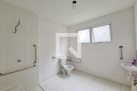 Banheiro de apartamento para alugar com 1 quarto, 41m² em Parque São Lourenço, São Paulo