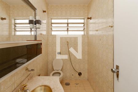 Casa à venda com 121m², 3 quartos e 2 vagasBanheiro