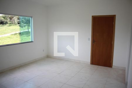 Sala de apartamento à venda com 2 quartos, 73m² em Nacional, Contagem