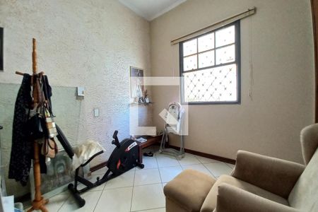 Quarto 1  de casa à venda com 3 quartos, 200m² em Jardim Nova Europa, Campinas
