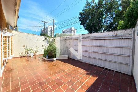 Casa à venda com 200m², 3 quartos e 5 vagasFrente da Casa