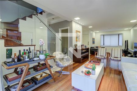 Casa à venda com 4 quartos, 411m² em Jardim Cordeiro, São Paulo