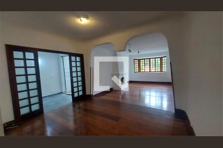 Casa à venda com 4 quartos, 340m² em Jardim dos Estados, São Paulo