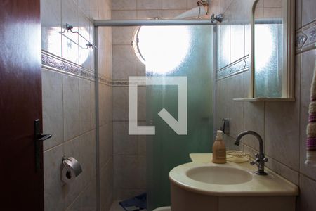 Casa à venda com 250m², 3 quartos e 3 vagasBANHEIRO SOCIAL PISO INFERIOR