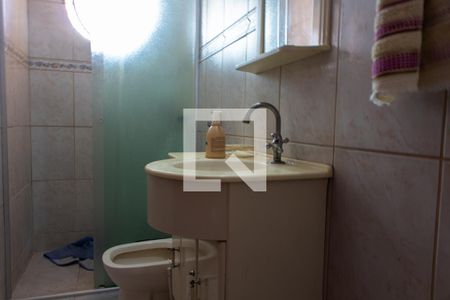 Casa à venda com 250m², 3 quartos e 3 vagasBANHEIRO SOCIAL PISO INFERIOR