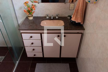 Casa à venda com 250m², 3 quartos e 3 vagasBANHEIRO SOCIAL PISO SUPERIOR