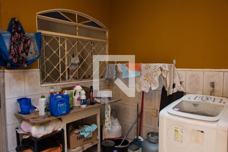 Casa à venda com 250m², 3 quartos e 3 vagasÁREA DE SERVIÇO