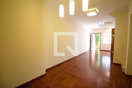 Sala de casa para alugar com 2 quartos, 250m² em Sumaré, São Paulo