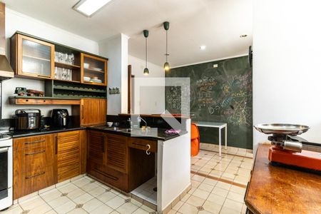 Apartamento para alugar com 200m², 2 quartos e 2 vagasCozinha