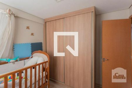 Quarto de apartamento à venda com 3 quartos, 124m² em União, Belo Horizonte