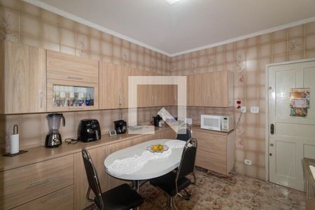 Casa à venda com 177m², 4 quartos e 2 vagasCozinha