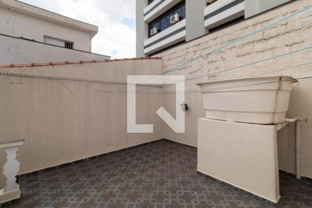 Casa à venda com 177m², 4 quartos e 2 vagasLaje