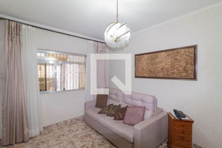 Sala de casa à venda com 4 quartos, 177m² em Vila Carrão, São Paulo