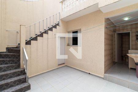 Casa à venda com 177m², 4 quartos e 2 vagasQuintal 1