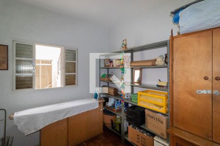 Casa à venda com 177m², 4 quartos e 2 vagasQuarto de Serviço