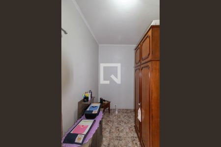 Casa à venda com 177m², 4 quartos e 2 vagasQuarto 2