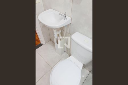Apartamento para alugar com 49m², 2 quartos e 1 vaga Apartamento para alugar com 49m², 2 quartos e 1 vagaBanheiro