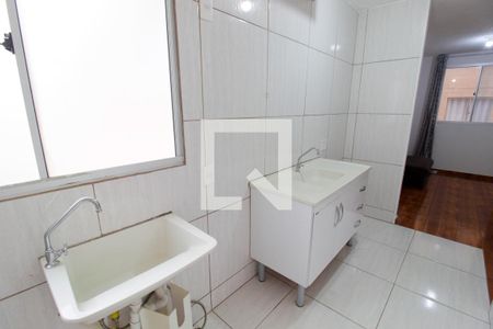 Área de serviço de apartamento para alugar com 2 quartos, 49m² em Jardim Petrópolis, Cotia