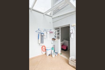 Casa à venda com 367m², 3 quartos e 4 vagasVaranda de serviço
