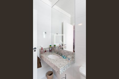 Casa à venda com 367m², 3 quartos e 4 vagasBanheiro da suíte 3
