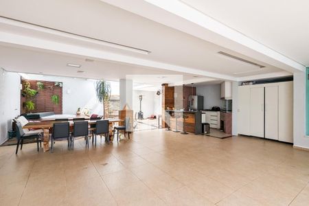 Casa à venda com 367m², 3 quartos e 4 vagasChurrasqueira