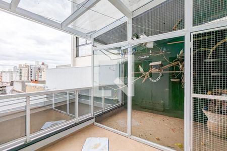 Casa à venda com 367m², 3 quartos e 4 vagasVaranda de serviço