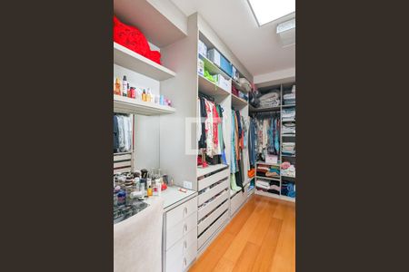 Casa à venda com 367m², 3 quartos e 4 vagasCloset da suíte 1