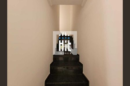 Casa à venda com 55m², 2 quartos e 1 vaga