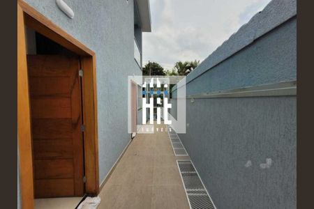 Casa à venda com 55m², 2 quartos e 1 vaga