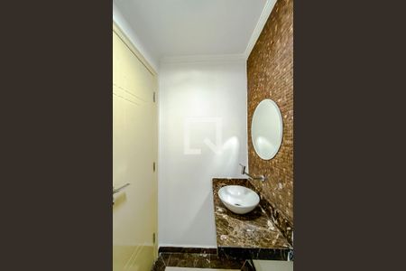 Casa para alugar com 200m², 4 quartos e 3 vagasLavabo