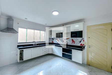 Casa para alugar com 200m², 4 quartos e 3 vagasCozinha