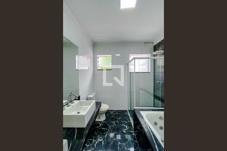 Casa para alugar com 200m², 4 quartos e 3 vagasBanheiro da Suíte 1