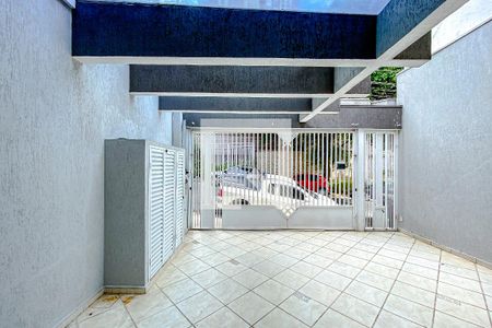 Varanda da Sala de casa para alugar com 3 quartos, 200m² em Vila Regente Feijó, São Paulo