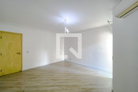 Casa para alugar com 200m², 4 quartos e 3 vagasQuarto 3 - Suíte