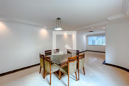 Sala de casa para alugar com 3 quartos, 200m² em Vila Regente Feijó, São Paulo