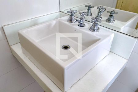 Casa para alugar com 200m², 4 quartos e 3 vagasBanheiro da Suíte 2