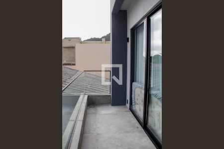 Casa à venda com 400m², 4 quartos e 3 vagasVaranda Quarto 4 suíte