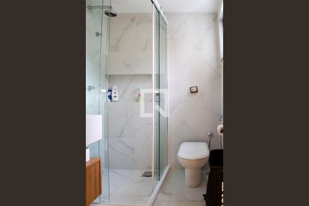 Casa à venda com 400m², 4 quartos e 3 vagasBanheiro Quarto 3 suíte