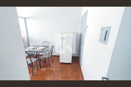 Apartamento para alugar com 70m², 2 quartos e 2 vagas Apartamento para alugar com 70m², 2 quartos e 2 vagasCozinha